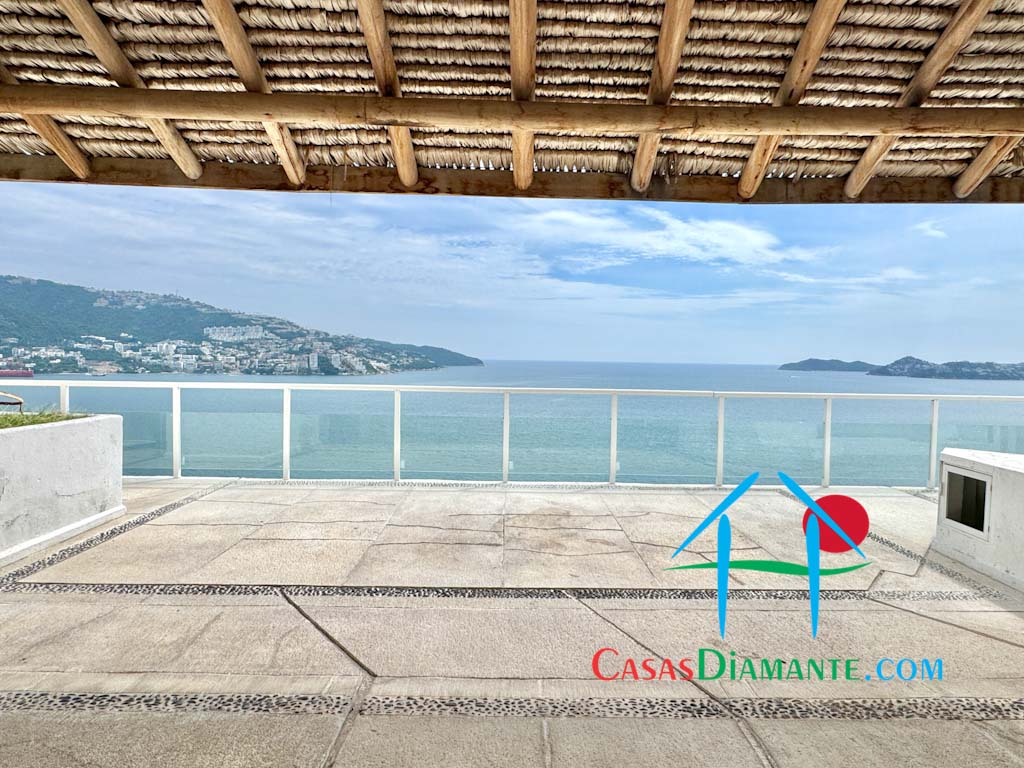 Torre del Mar I PH Master - Terraza planta alta 7 Torre del Mar I PH Master - Terraza planta alta 7